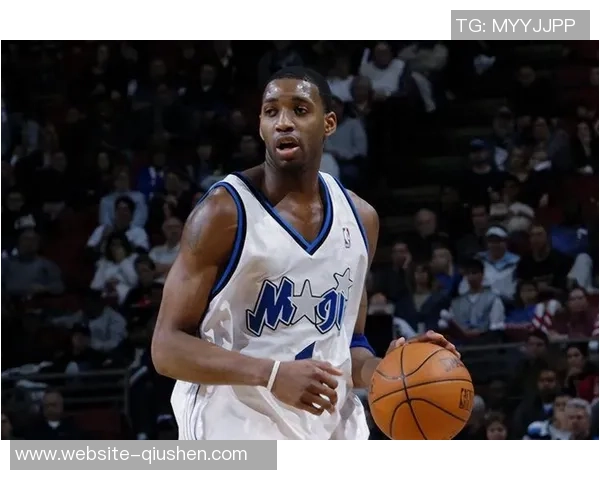 上海对决青岛麦迪的精彩较量引发篮球迷热议与期待